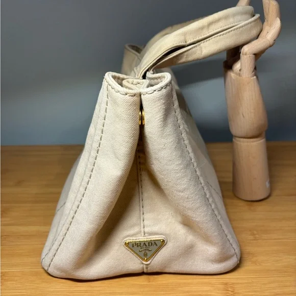 Prada bag - Picture 4 of 10